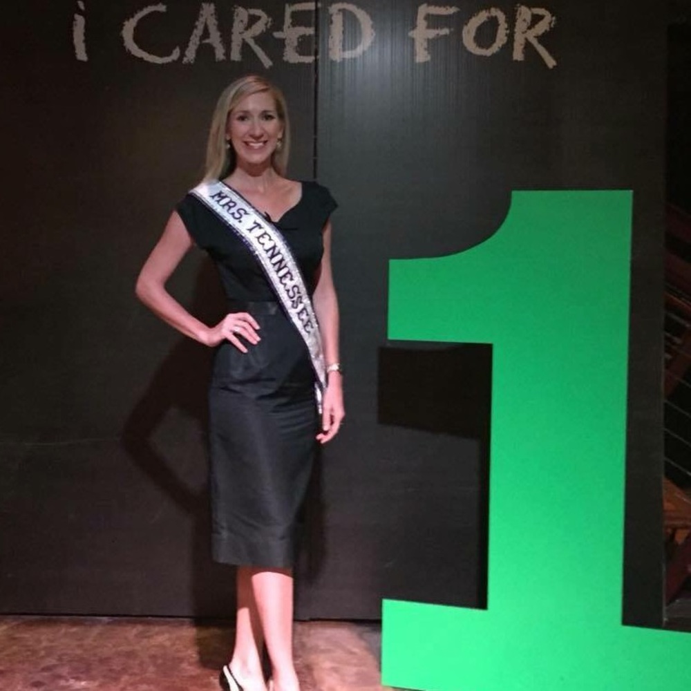 Vintage 'Jackie O' style dress